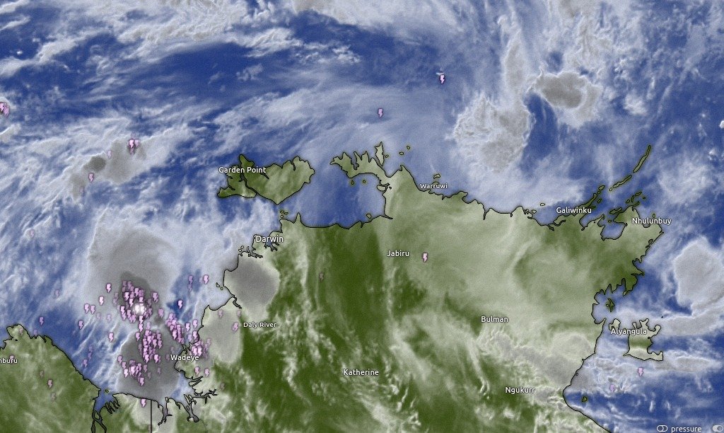 Weather patterns April 2025