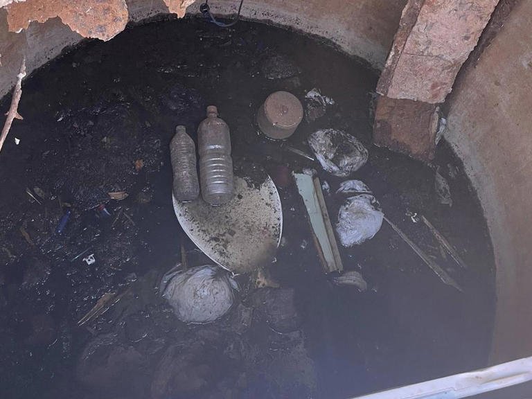 Outback Nightmare: Tourist Plunges Waist-Deep into N.T. Dunny!